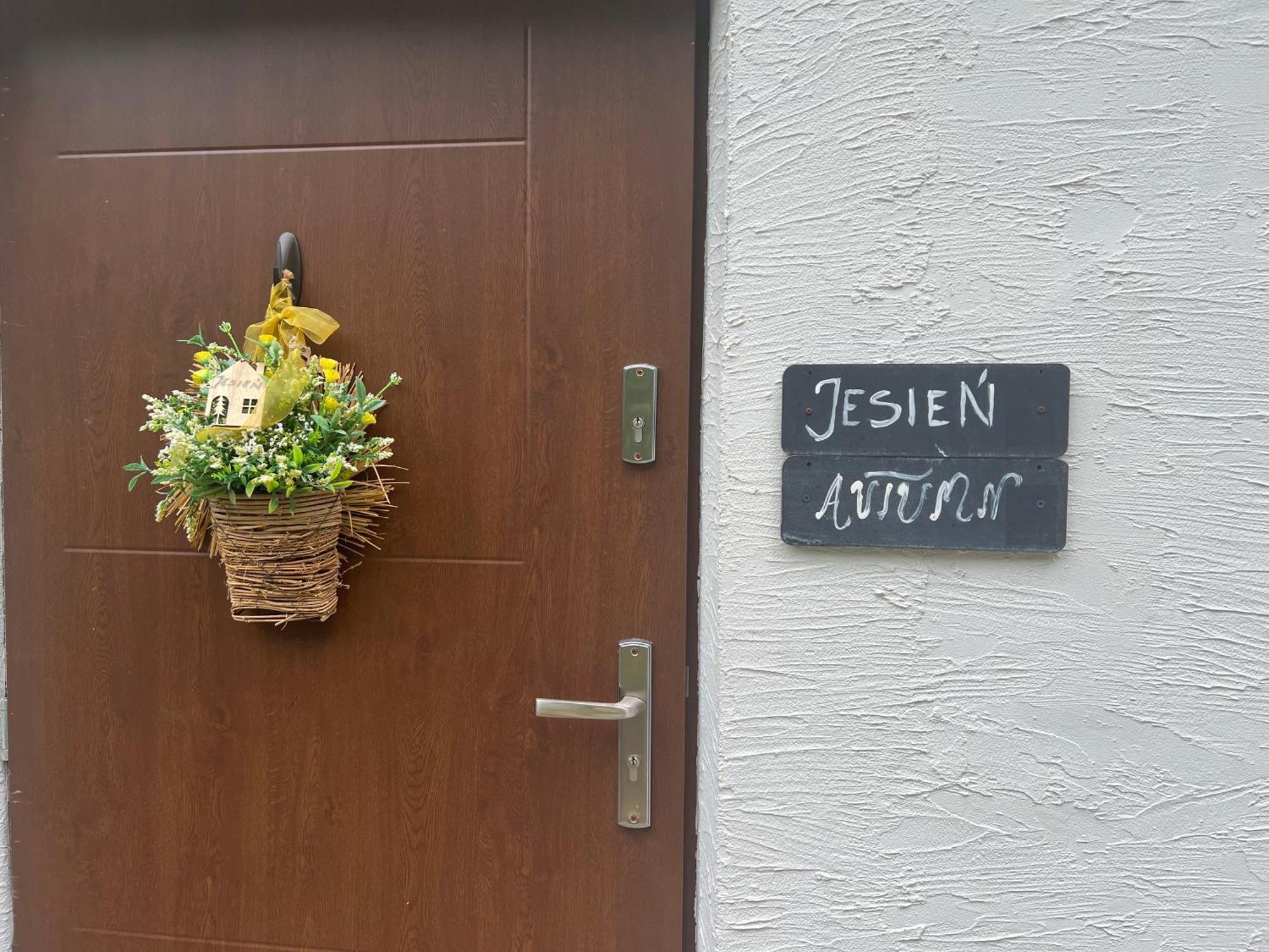Komarno Apartamenty 3 Pory Roku מראה חיצוני תמונה